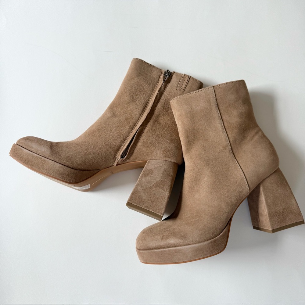Dolce Vita Ulyses Platform Bootie